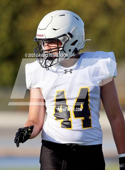 Thumbnail 1 in Golden West @ Arroyo Grande photogallery.