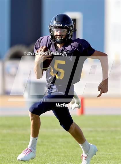 Thumbnail 1 in Golden West @ Arroyo Grande photogallery.