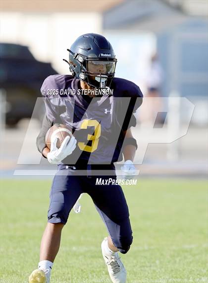 Thumbnail 1 in Golden West @ Arroyo Grande photogallery.
