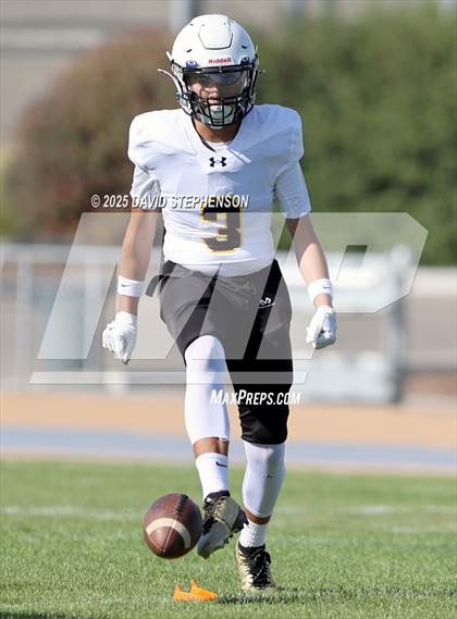 Thumbnail 1 in Golden West @ Arroyo Grande photogallery.