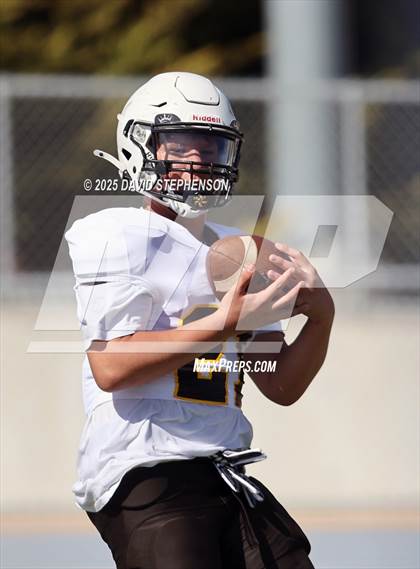 Thumbnail 2 in Golden West @ Arroyo Grande photogallery.