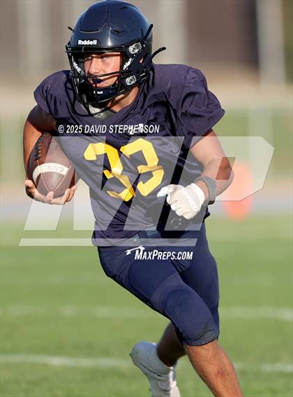 Thumbnail 2 in Golden West @ Arroyo Grande photogallery.