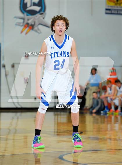 Thumbnail 3 in McDowell vs. A.C. Reynolds (MAC 3A/4A Semifinal Playoff) photogallery.