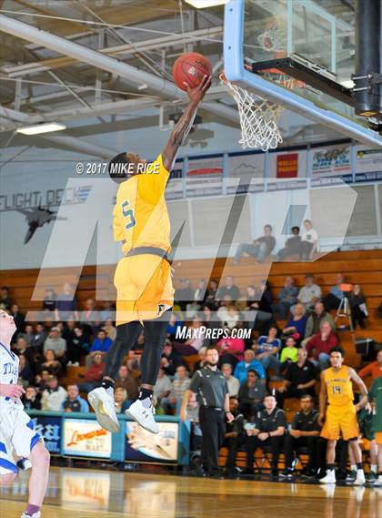 Thumbnail 1 in McDowell vs. A.C. Reynolds (MAC 3A/4A Semifinal Playoff) photogallery.