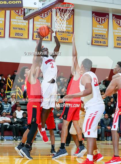 Thumbnail 2 in Westchester vs. Fairfax (CIF LACS D1 Final)  photogallery.
