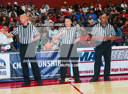 Thumbnail 3 in Westchester vs. Fairfax (CIF LACS D1 Final)  photogallery.