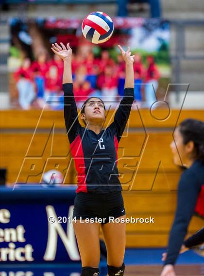 Thumbnail 2 in Stevens vs. Warren photogallery.