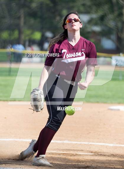 Thumbnail 3 in Towson @ Dulaney photogallery.