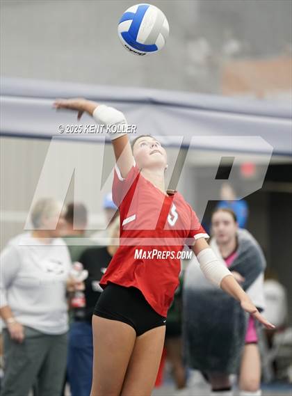 Thumbnail 1 in Bedford vs. Clarkston (Motor City Power Series) photogallery.