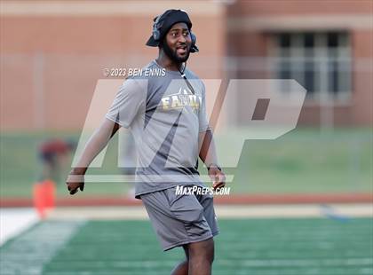 Thumbnail 1 in McDonough @ Ola (Scrimmage) photogallery.