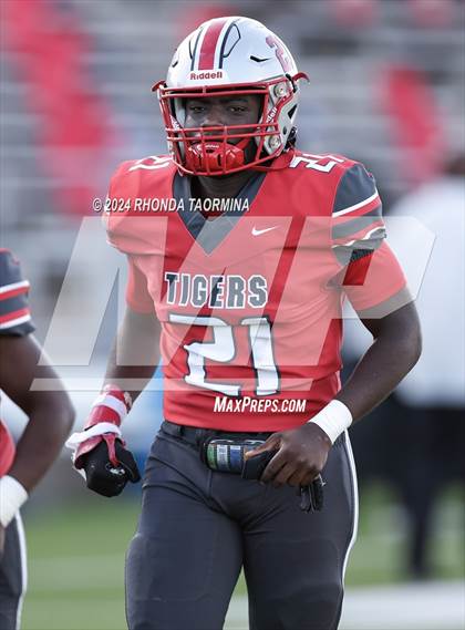 Thumbnail 2 in Randle @ Fort Bend Travis photogallery.