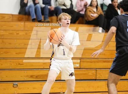 Thumbnail 3 in Downey vs. Oakland Tech  (Modesto Christian Holiday Classic) photogallery.