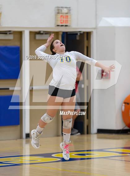 Thumbnail 2 in Imperial vs. San Pasqual (CIF SDS Division III Playoff) photogallery.
