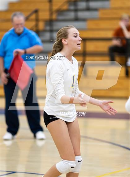 Thumbnail 3 in Imperial vs. San Pasqual (CIF SDS Division III Playoff) photogallery.