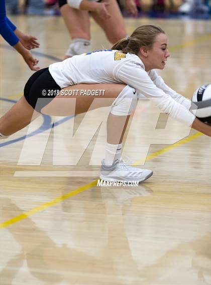 Thumbnail 1 in Imperial vs. San Pasqual (CIF SDS Division III Playoff) photogallery.