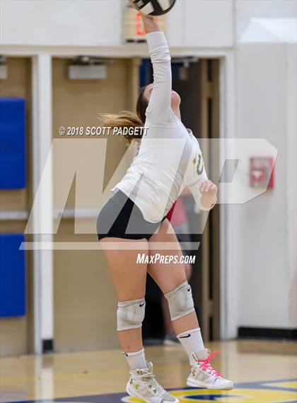 Thumbnail 1 in Imperial vs. San Pasqual (CIF SDS Division III Playoff) photogallery.