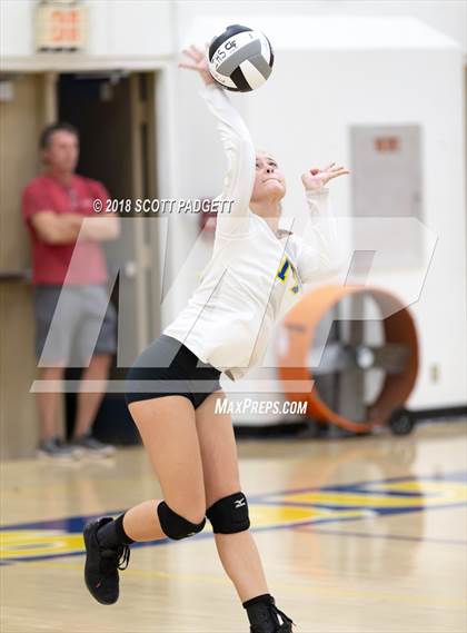 Thumbnail 2 in Imperial vs. San Pasqual (CIF SDS Division III Playoff) photogallery.