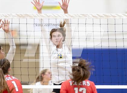 Thumbnail 1 in Imperial vs. San Pasqual (CIF SDS Division III Playoff) photogallery.