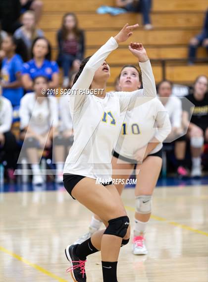 Thumbnail 2 in Imperial vs. San Pasqual (CIF SDS Division III Playoff) photogallery.