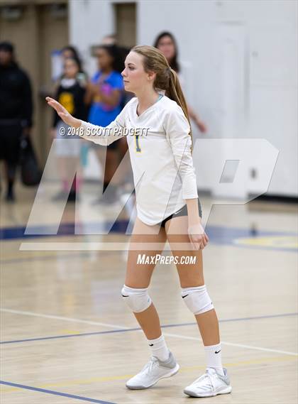 Thumbnail 2 in Imperial vs. San Pasqual (CIF SDS Division III Playoff) photogallery.