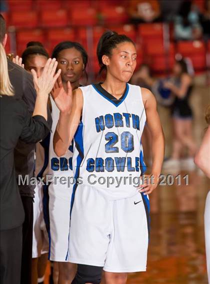Thumbnail 3 in North Crowley vs. MacArthur (5A Regional Semifinals) photogallery.