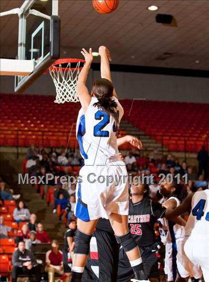 Thumbnail 1 in North Crowley vs. MacArthur (5A Regional Semifinals) photogallery.