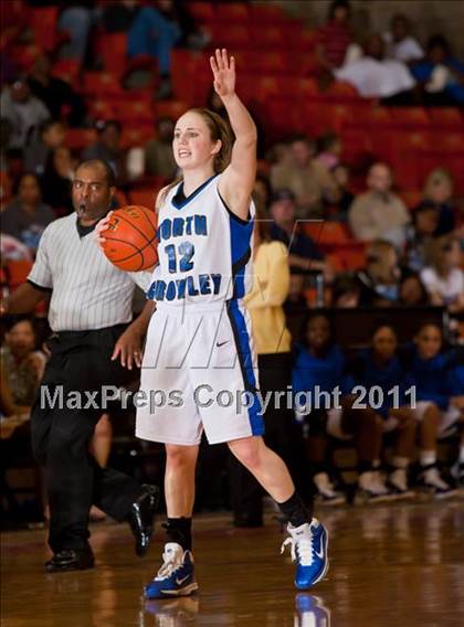 Thumbnail 3 in North Crowley vs. MacArthur (5A Regional Semifinals) photogallery.