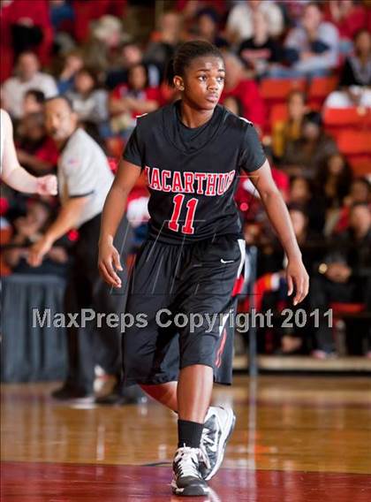 Thumbnail 2 in North Crowley vs. MacArthur (5A Regional Semifinals) photogallery.
