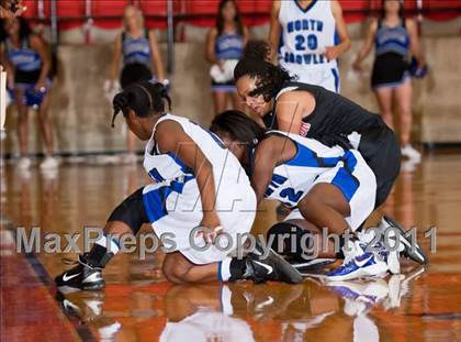 Thumbnail 1 in North Crowley vs. MacArthur (5A Regional Semifinals) photogallery.