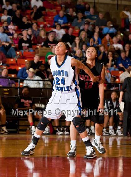 Thumbnail 3 in North Crowley vs. MacArthur (5A Regional Semifinals) photogallery.