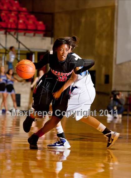 Thumbnail 2 in North Crowley vs. MacArthur (5A Regional Semifinals) photogallery.