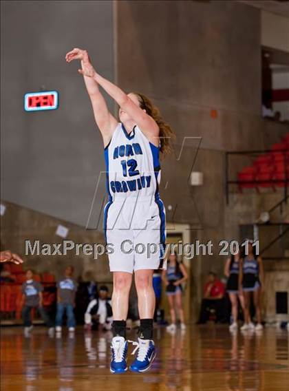 Thumbnail 1 in North Crowley vs. MacArthur (5A Regional Semifinals) photogallery.