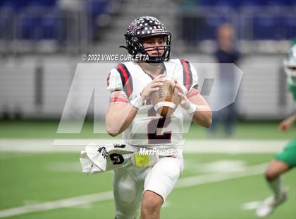 Thumbnail 1 in Cuero vs. Wimberley (UIL 4A DII Semifinal Playoff) photogallery.