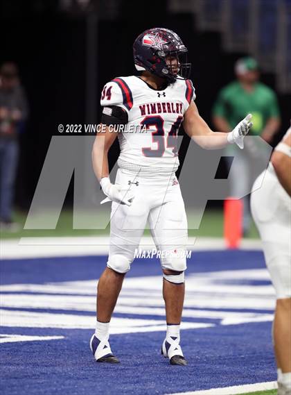 Thumbnail 2 in Cuero vs. Wimberley (UIL 4A DII Semifinal Playoff) photogallery.