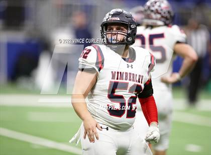 Thumbnail 3 in Cuero vs. Wimberley (UIL 4A DII Semifinal Playoff) photogallery.