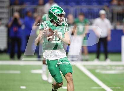 Thumbnail 3 in Cuero vs. Wimberley (UIL 4A DII Semifinal Playoff) photogallery.