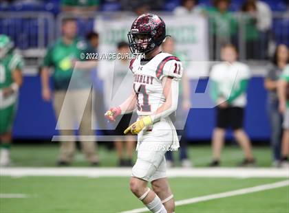 Thumbnail 3 in Cuero vs. Wimberley (UIL 4A DII Semifinal Playoff) photogallery.
