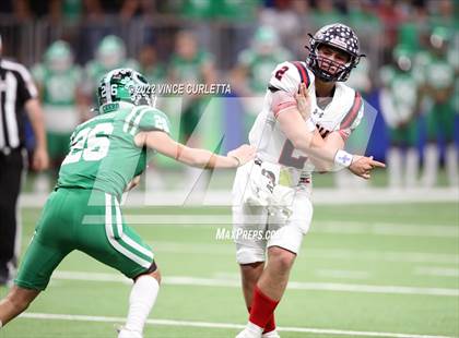 Thumbnail 3 in Cuero vs. Wimberley (UIL 4A DII Semifinal Playoff) photogallery.