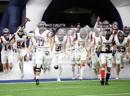 Thumbnail 1 in Cuero vs. Wimberley (UIL 4A DII Semifinal Playoff) photogallery.