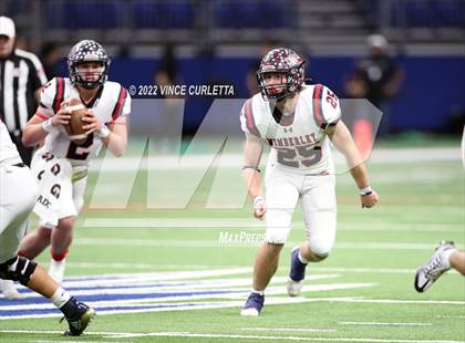 Thumbnail 1 in Cuero vs. Wimberley (UIL 4A DII Semifinal Playoff) photogallery.