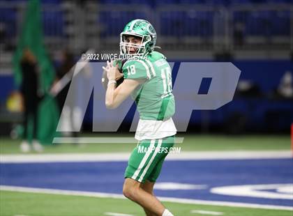 Thumbnail 2 in Cuero vs. Wimberley (UIL 4A DII Semifinal Playoff) photogallery.