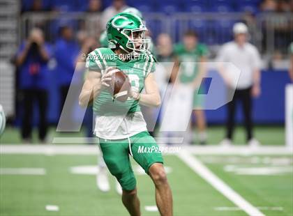 Thumbnail 2 in Cuero vs. Wimberley (UIL 4A DII Semifinal Playoff) photogallery.