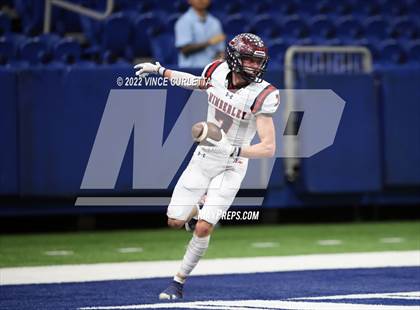 Thumbnail 3 in Cuero vs. Wimberley (UIL 4A DII Semifinal Playoff) photogallery.
