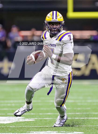 Thumbnail 1 in Lutcher @ North DeSoto (LHSAA Division II Non-Select Final) photogallery.