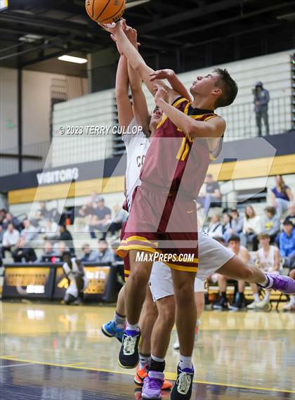 Thumbnail 1 in Mountain View @ Cottonwood (Sophomore) photogallery.