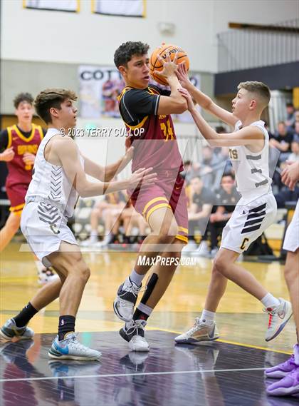 Thumbnail 3 in Mountain View @ Cottonwood (Sophomore) photogallery.
