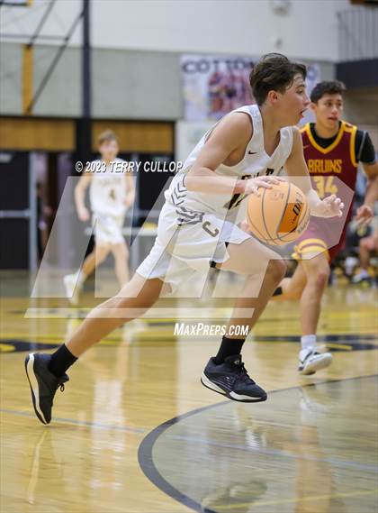 Thumbnail 2 in Mountain View @ Cottonwood (Sophomore) photogallery.