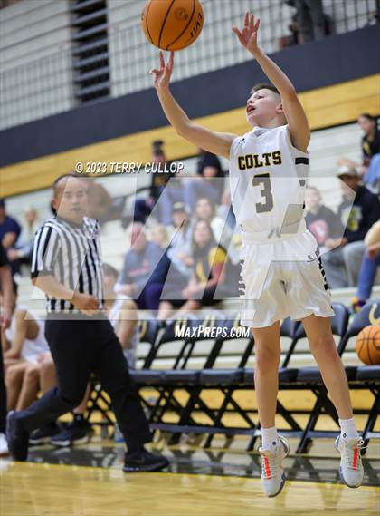Thumbnail 2 in Mountain View @ Cottonwood (Sophomore) photogallery.