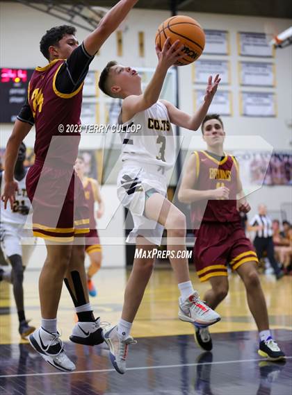 Thumbnail 3 in Mountain View @ Cottonwood (Sophomore) photogallery.