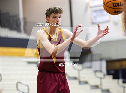 Thumbnail 3 in Mountain View @ Cottonwood (Sophomore) photogallery.